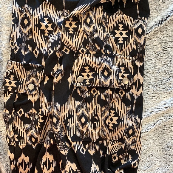 French Laundry tribal print capri joggers - Picture 4 of 8